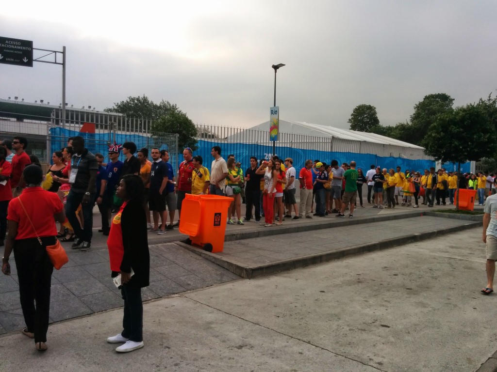 Acceso Maracana